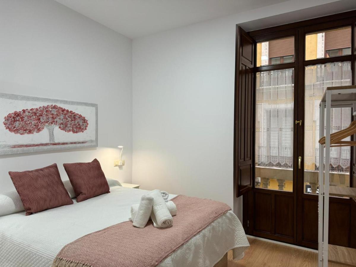 Mr Apartamentos Cordoba Exterior photo